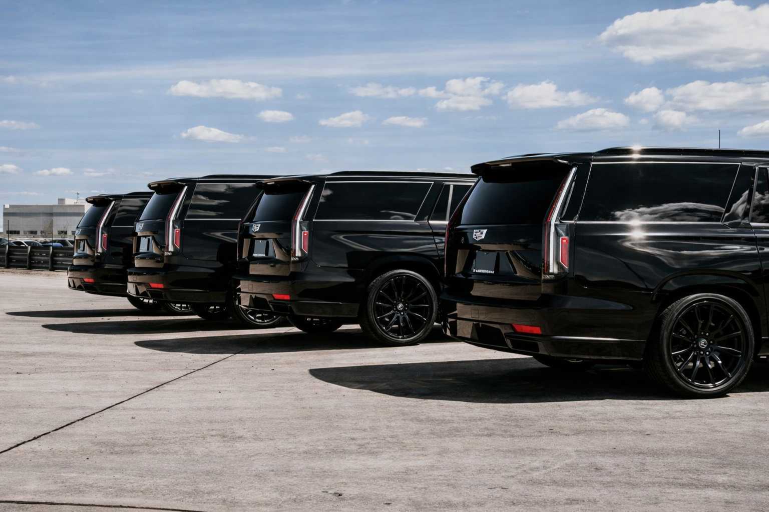 Luxury wedding limousine fleet in Montreal